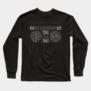 retro cassette player (b & w) Long Sleeve T-Shirt